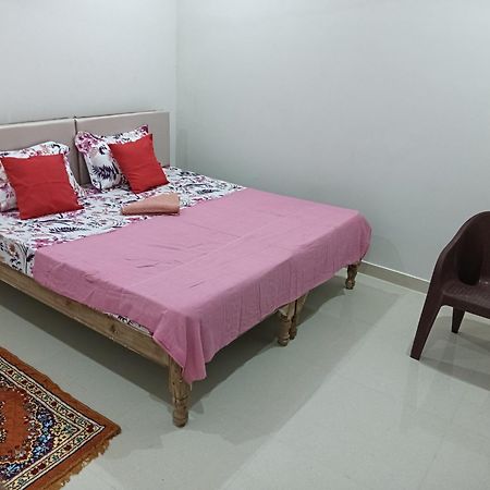 Kedar Guest House Ayodhya Exterior foto