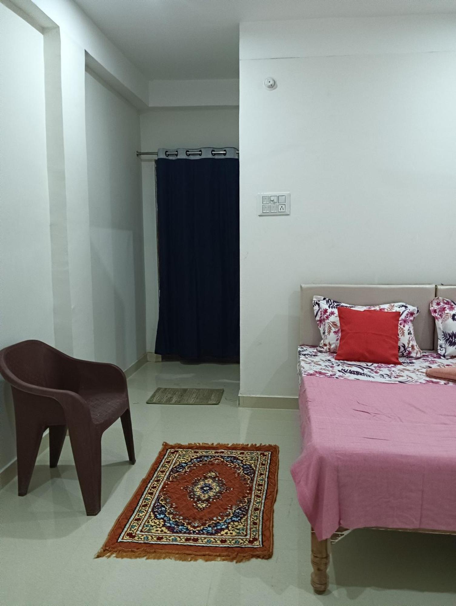 Kedar Guest House Ayodhya Exterior foto